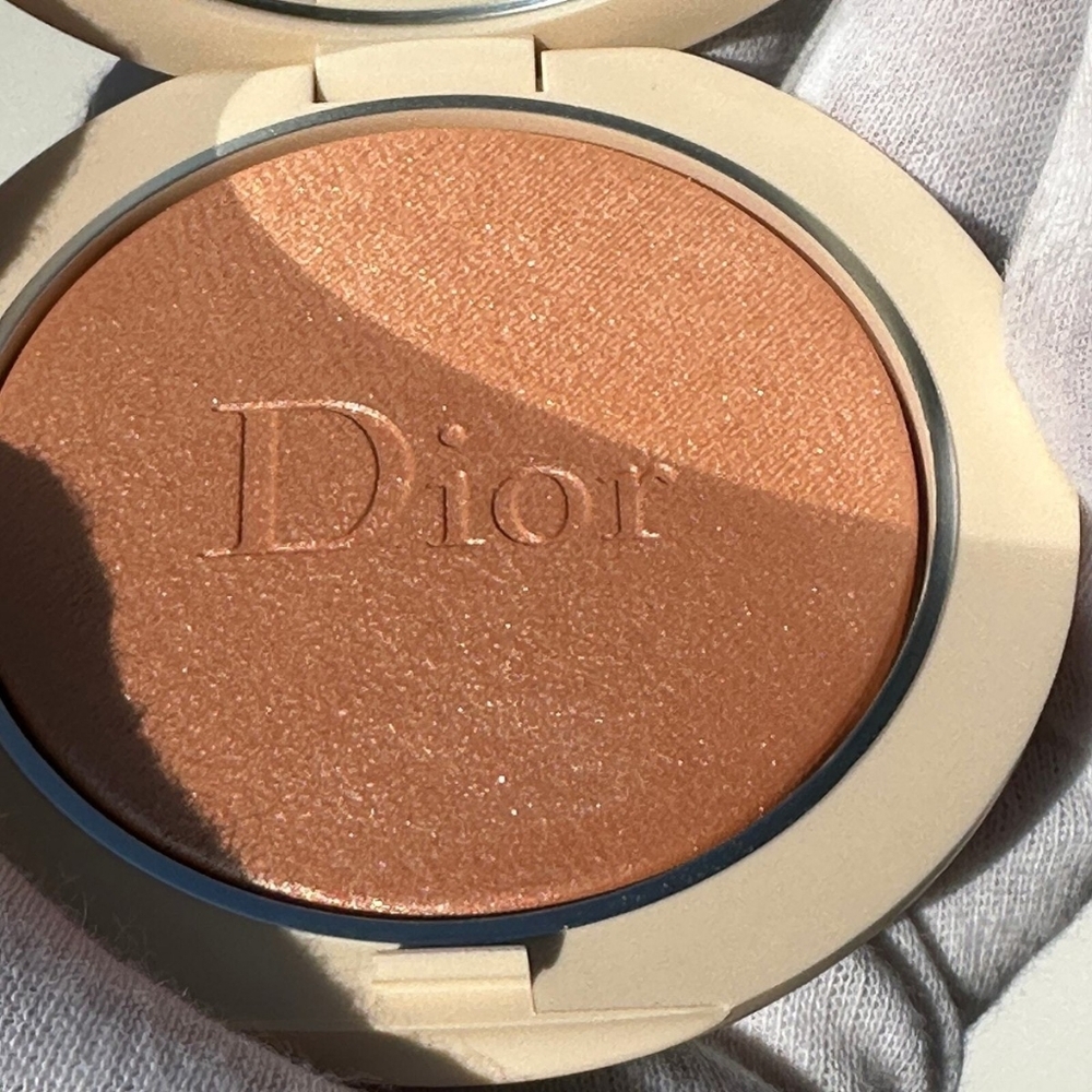 Dior Forever Glow Luminizer 04 Golden Glow (Rose Gold) Highlighter/blush